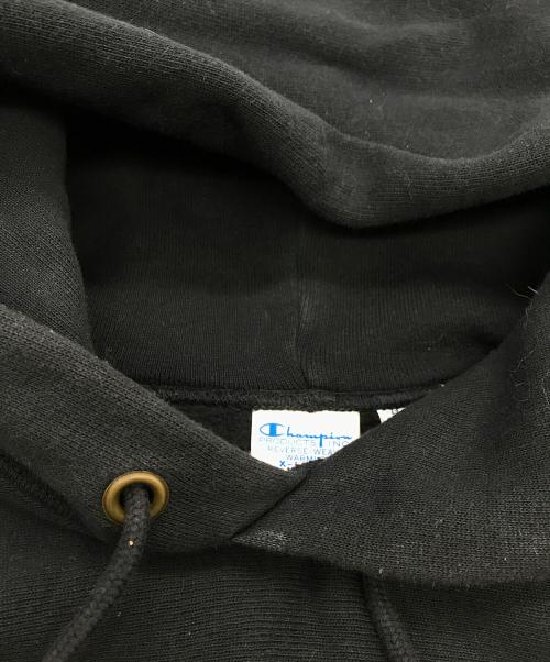Champion（チャンピオン）Champion (チャンピオン) UNDEFEATED (アンディフィーテッド) リバースウィーブスウェット ブラック サイズ:XLの古着・服飾アイテム