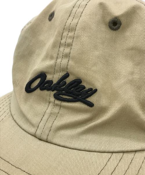 OAKLEY（オークリー）OAKLEY (オークリー) 刺繍ロゴキャップ ベージュの古着・服飾アイテム