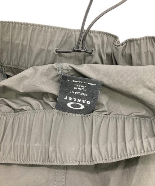 OAKLEY（オークリー）OAKLEY (オークリー) New Retro Cargo Pants 3.0 グレー サイズ:2XLの古着・服飾アイテム