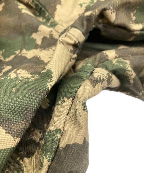 Carhartt WIP（カーハート ワーク イン プログレス）Carhartt WIP (カーハート ワーク イン プログレス) Camo Painted Shirt カーキ サイズ:	SIZE Mの古着・服飾アイテム