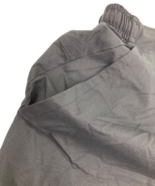 F.C.R.B.（エフシーレアルブリストル）F.C.R.B. (エフシーレアルブリストル) ULTRA LIGHT WEIGHT SHORTS ブラック サイズ:Mの古着・服飾アイテム