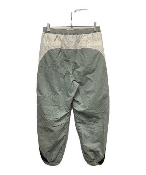 F.C.R.B.（エフシーレアルブリストル）F.C.R.B. (エフシーレアルブリストル) WARM UP PANTS グレー サイズ:Mの古着・服飾アイテム