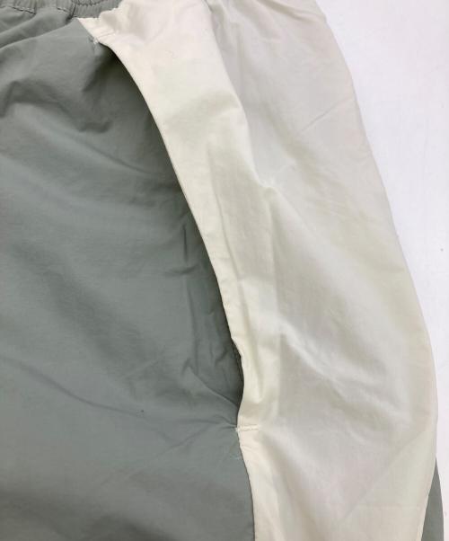 F.C.R.B.（エフシーレアルブリストル）F.C.R.B. (エフシーレアルブリストル) WARM UP PANTS グレー サイズ:Mの古着・服飾アイテム