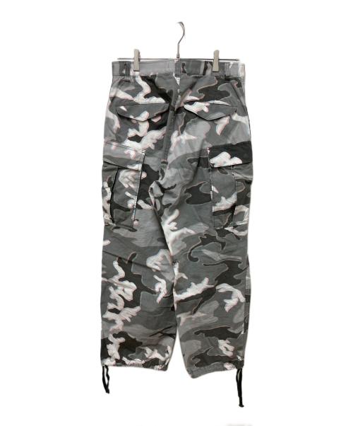 uniform experiment（ユニフォームエクスペリメント）uniform experiment (ユニフォームエクスペリメント) MOIRE CAMOUFLAGE CARGO PANTS グレー サイズ:2の古着・服飾アイテム