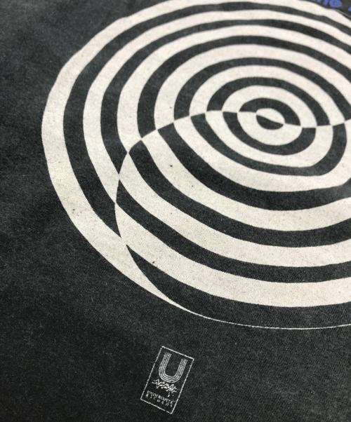 UNDERCOVERISM（アンダーカバーイズム）UNDERCOVERISM (アンダーカバーイズム) Chuuut!アーカイヴプリントTシャツ ブラック サイズ:2の古着・服飾アイテム