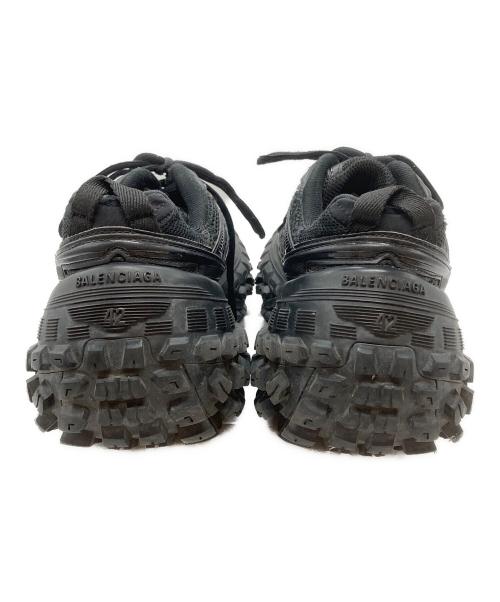 BALENCIAGA（バレンシアガ）BALENCIAGA (バレンシアガ) DEFENDER BOUNCER SNEAKER/ディフェンダーバウンサースニーカー ブラック サイズ:42の古着・服飾アイテム