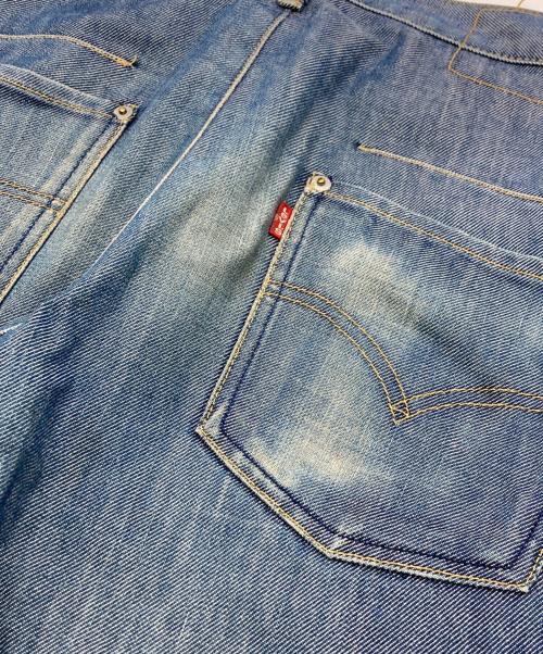 LEVI'S ENGINEERED（リーバイスエンジニアード）LEVI'S ENGINEERED (リーバイスエンジニアード) 立体裁断デニムパンツ インディゴ サイズ:30の古着・服飾アイテム