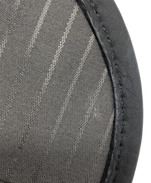 ITTI（イッチ）itti (イッチ) MICHELLE ERRAND POUCH ブラックの古着・服飾アイテム