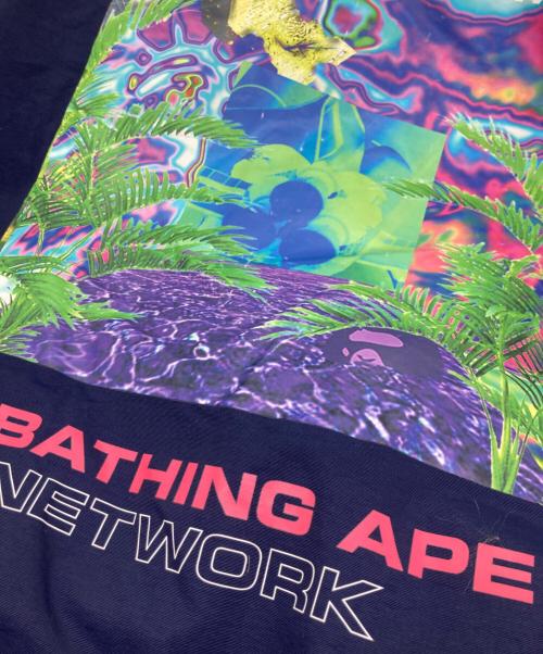 A BATHING APE（アベイシングエイプ）A BATHING APE (アベイシングエイプ) アートプリントコーチジャケット ネイビー サイズ:Lの古着・服飾アイテム