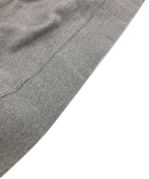 asics（アシックス）asics (アシックス) Andersson Bell (アンダーソンベル) コントラストスウェット グレー サイズ:Ｍの古着・服飾アイテム