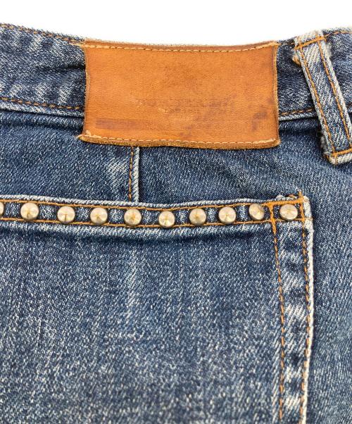 BURBERRY BLUE LABEL（バーバリー ブルー レーベル）BURBERRY BLUE LABEL (バーバリー ブルー レーベル) スタッズデニムスカート インディゴ サイズ:SIZE 38の古着・服飾アイテム
