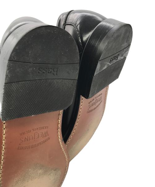 G.H.BASS（ジーエイチバス）G.H.BASS (ジーエイチバス) コインローファー ホワイト×ブラック サイズ:	SIZE 42 (26.5-27cm)の古着・服飾アイテム