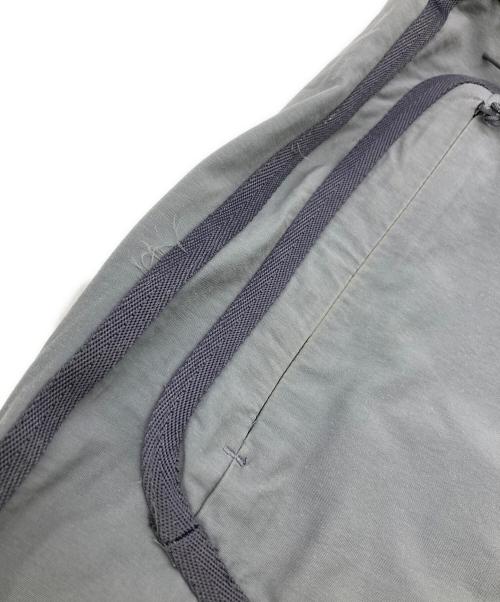 san san gear（サンサンギア）SAN SAN GEAR (サンサンギア) WEBBING PATCHED PANTS グレー サイズ:	SIZE 1の古着・服飾アイテム