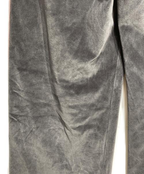 Needles（ニードルズ）Needles (ニードルズ) JOURNAL STANDARD (ジャーナルスタンダード) C/PE Velour Track Pant/ベロアトラックパンツ グレー サイズ:Sの古着・服飾アイテム