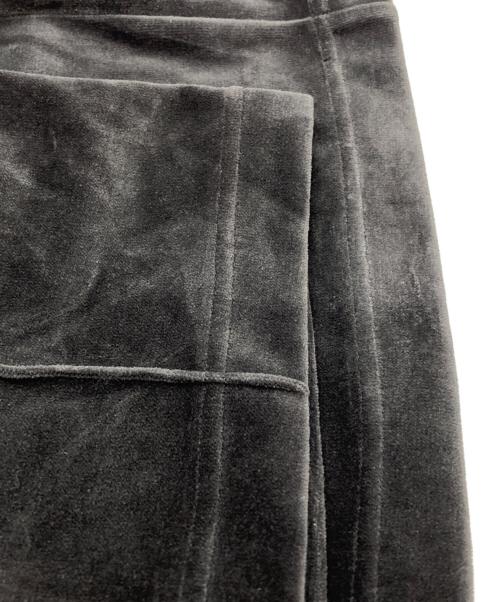 Needles（ニードルズ）Needles (ニードルズ) JOURNAL STANDARD (ジャーナルスタンダード) C/PE Velour Track Pant/ベロアトラックパンツ グレー サイズ:Sの古着・服飾アイテム