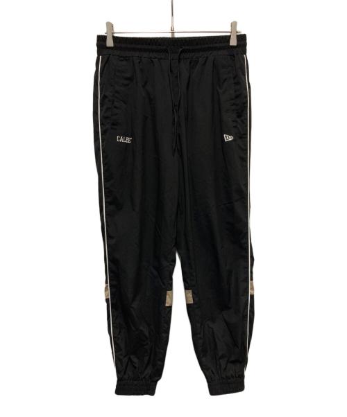 CALEE（キャリー）CALEE (キャリー) New Era (ニューエラ) CALEE LOGO OVERSIZED PIPING TRACK PANTS ブラック サイズ:Mの古着・服飾アイテム