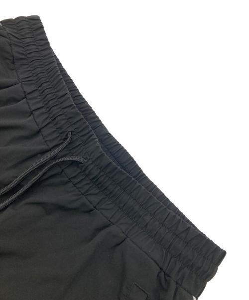 CALEE（キャリー）CALEE (キャリー) New Era (ニューエラ) CALEE LOGO OVERSIZED PIPING TRACK PANTS ブラック サイズ:Mの古着・服飾アイテム
