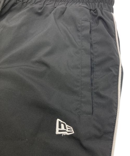CALEE（キャリー）CALEE (キャリー) New Era (ニューエラ) CALEE LOGO OVERSIZED PIPING TRACK PANTS ブラック サイズ:Mの古着・服飾アイテム
