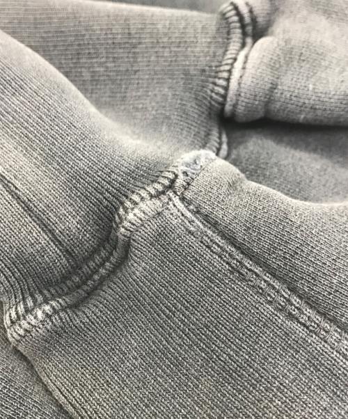 YEEZY SEASON4（イージーシーズン4）YEEZY SEASON4 (イージーシーズン4) アームプリント トレーナー グレー サイズ:Sの古着・服飾アイテム