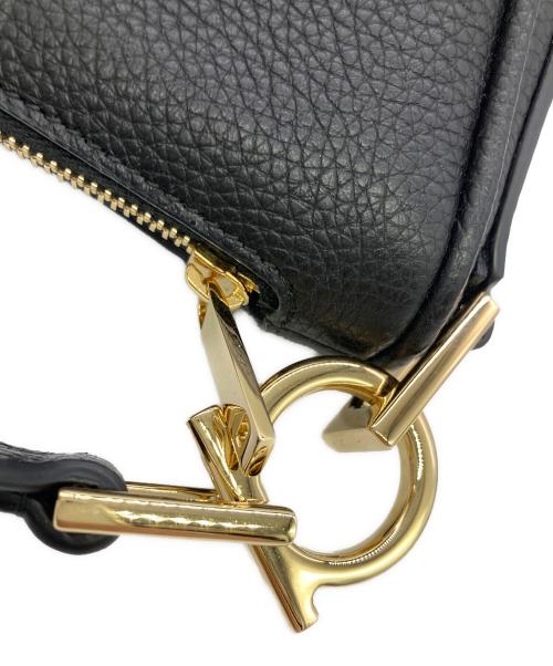 Ferragamo（フェラガモ）Ferragamo (フェラガモ) Hobo bag (XS) ハンドバッグ ブラック サイズ:Free(実寸参照）の古着・服飾アイテム