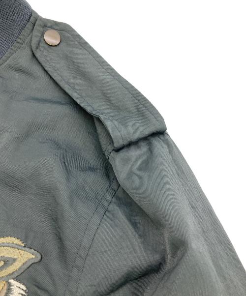 AVIREX（アヴィレックス）AVIREX (アヴィレックス) L2－B TYPE スカジャン グレー サイズ:Mの古着・服飾アイテム