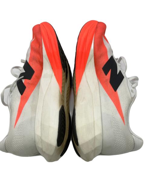 NEW BALANCE（ニューバランス）NEW BALANCE (ニューバランス) FuelCell SuperComp Elite v5 ホワイト×オレンジ サイズ:	SIZE US9 (27cm)の古着・服飾アイテム