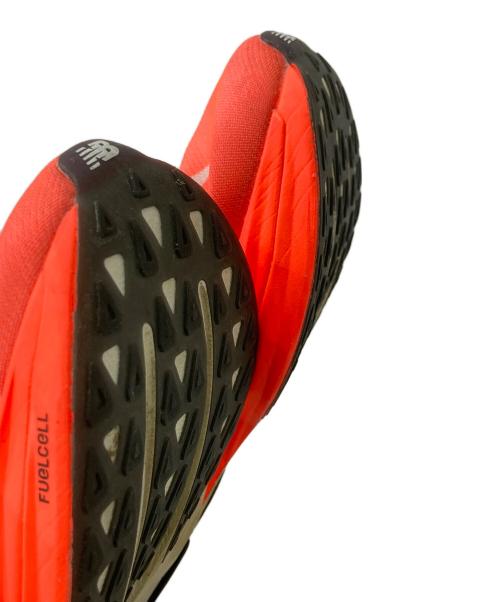 NEW BALANCE（ニューバランス）NEW BALANCE (ニューバランス) FuelCell SuperComp Elite v5 ホワイト×オレンジ サイズ:	SIZE US9 (27cm)の古着・服飾アイテム