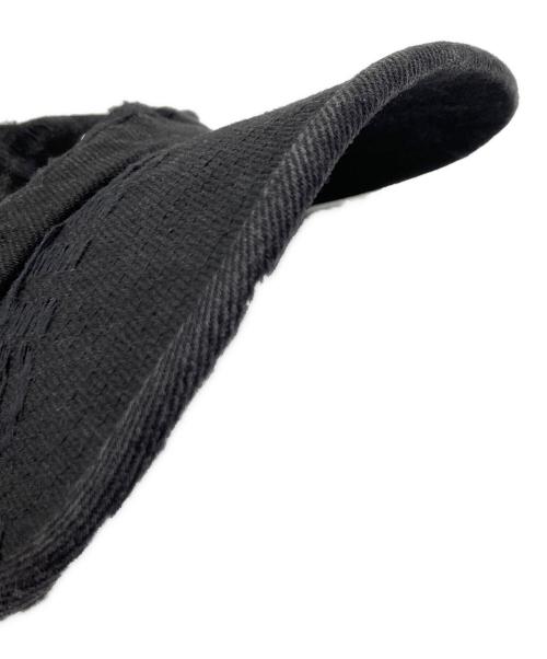 SUPREME（シュプリーム）Supreme (シュプリーム) Frayed Logos Camp Cap ブラックの古着・服飾アイテム
