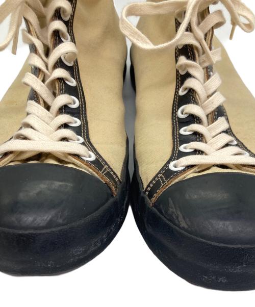 BUTCHER PRODUCTS（ブッチャープロダクツ）BUTCHER PRODUCTS (ブッチャープロダクツ) FLYING B ハイカットキャンバススニーカー ベージュ サイズ:SIZE 10　（28.0cm前後）の古着・服飾アイテム