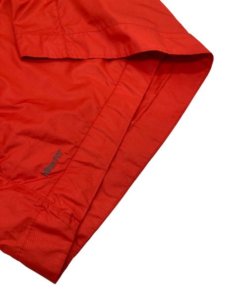NIKE（ナイキ）NIKE (ナイキ) ナイロンジャケット レッド サイズ:Lの古着・服飾アイテム