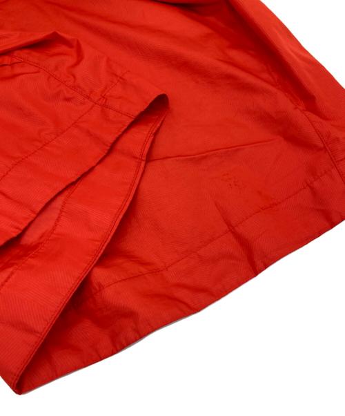 NIKE（ナイキ）NIKE (ナイキ) ナイロンジャケット レッド サイズ:Lの古着・服飾アイテム