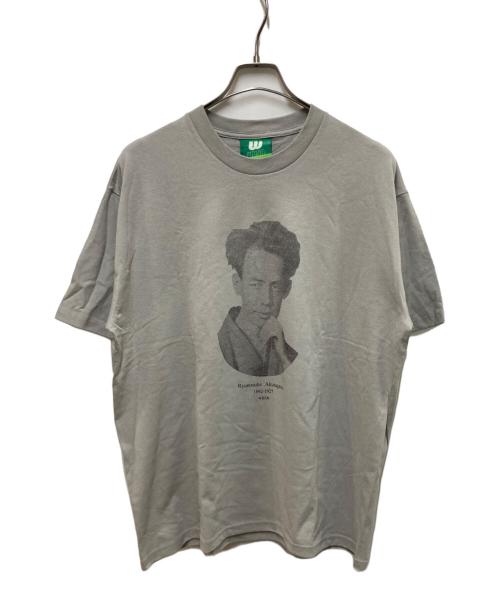 WBSB（ダブリュー・ビー・エス・ビー）WBSB (ダブリュー・ビー・エス・ビー) 偉人プリントTシャツ グレー サイズ:SIZE Mの古着・服飾アイテム