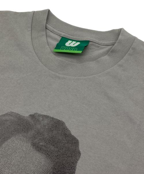 WBSB（ダブリュー・ビー・エス・ビー）WBSB (ダブリュー・ビー・エス・ビー) 偉人プリントTシャツ グレー サイズ:SIZE Mの古着・服飾アイテム