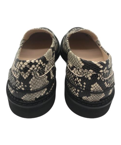 TOD'S（トッズ）TOD'S (トッズ) パイソンローファー ベージュ×ブラック サイズ:23cmの古着・服飾アイテム