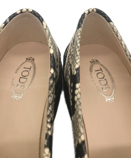 TOD'S（トッズ）TOD'S (トッズ) パイソンローファー ベージュ×ブラック サイズ:23cmの古着・服飾アイテム