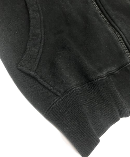 stussy（ステューシー）stussy (ステューシー) ロゴ刺繍ジップパーカー ブラック サイズ:Ｓの古着・服飾アイテム