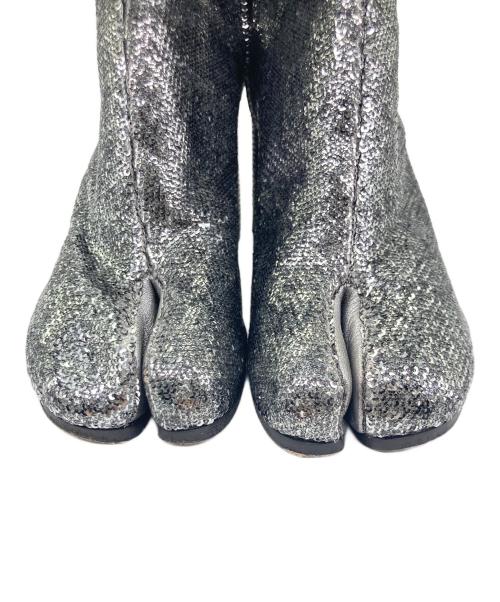 Maison Margiela（メゾンマルジェラ）Maison Margiela (メゾンマルジェラ) スパンコールTABIブーツ シルバー サイズ:	SIZE 36　（約22cm）の古着・服飾アイテム