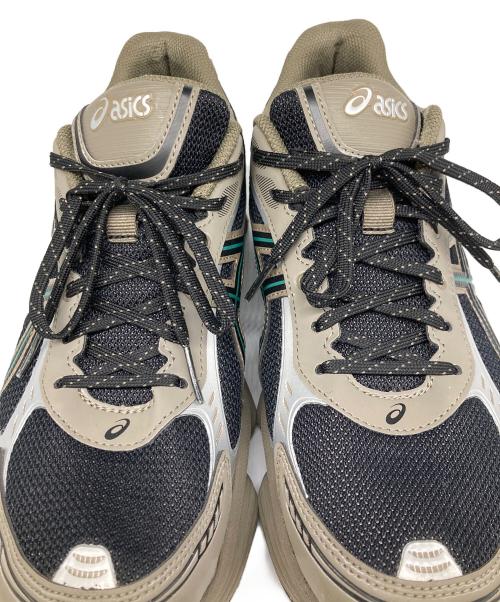 asics（アシックス）asics (アシックス) Gel kinetic fluentスニーカー ブラック×ベージュ サイズ:	SIZE US8.5　(26.5cm)の古着・服飾アイテム