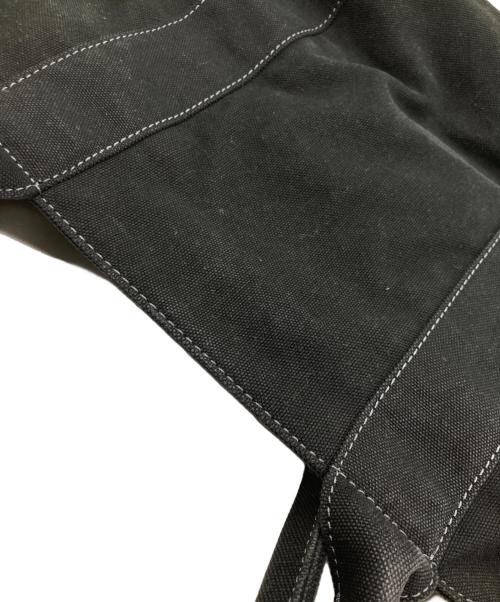 MARC JACOBS（マークジェイコブス）MARC JACOBS (マークジェイコブス) キャンバスチップドスタッズトートバック ブラックの古着・服飾アイテム