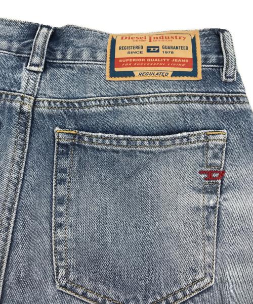 DIESEL（ディーゼル）DIESEL (ディーゼル) 1978 D-AKEMI フレアジーンズ インディゴ サイズ:24の古着・服飾アイテム