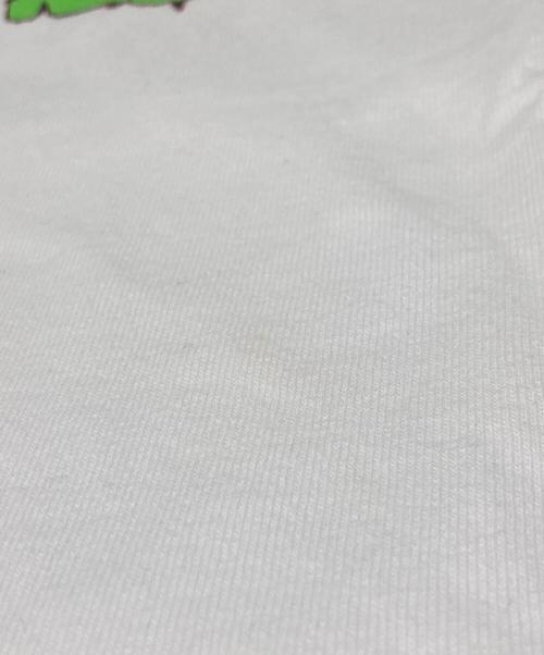 Denim Tears（デニムティアーズ）Denim Tears (デニムティアーズ) DOVER STREET MARKET (ドーバー ストリート マーケット) フラワーピースプリントTシャツ ホワイト サイズ:	SIZE Mの古着・服飾アイテム