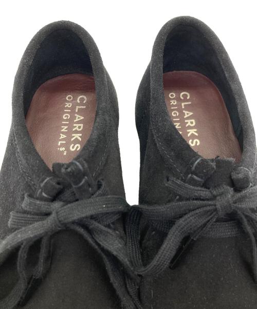 CLARKS ORIGINALS（クラークス オリジナルズ）CLARKS ORIGINALS (クラークス オリジナルズ) ワラビーシューズ ブラック サイズ:SIZE UK 8 1/2　（26.5㎝）の古着・服飾アイテム