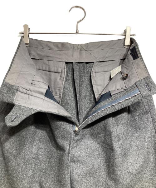 COMME des GARCONS HOMME（コムデギャルソン オム）COMME des GARCONS HOMME (コムデギャルソン オム) 2タックウールトラウザー/Wool trousers グレー サイズ:Sの古着・服飾アイテム