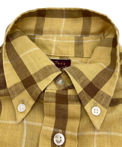 VAN HEUSEN（ヴァンヒューセン/バンヒューゼン）VAN HEUSEN (ヴァンヒューセン/バンヒューゼン) 60‐70s ボタンダウンチェックシャツ イエロー サイズ:Mの古着・服飾アイテム