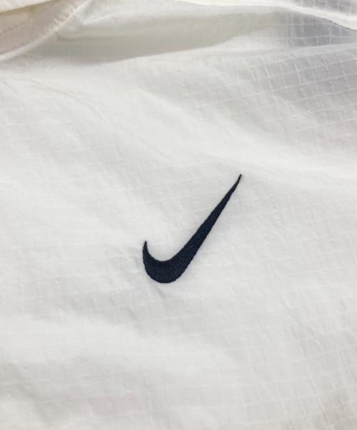 NIKE（ナイキ）NIKE (ナイキ) クロップドナイロンジャケット ホワイト サイズ:XLの古着・服飾アイテム