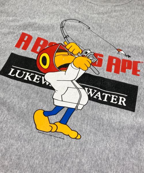 A BATHING APE（アベイシングエイプ）A BATHING APE (アベイシングエイプ) マイロフィッシングプリントスウェット グレー サイズ:Mの古着・服飾アイテム
