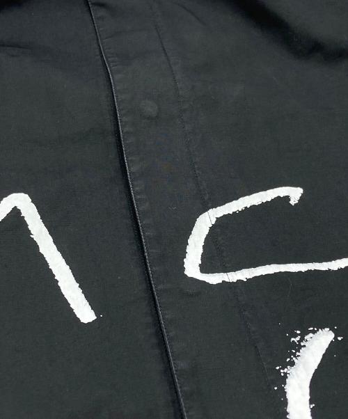 OAMC（オーエーエムシー）OAMC (オーエーエムシー) スプレーロゴシャツ / Spray logo shirt ブラック サイズ:Mの古着・服飾アイテム