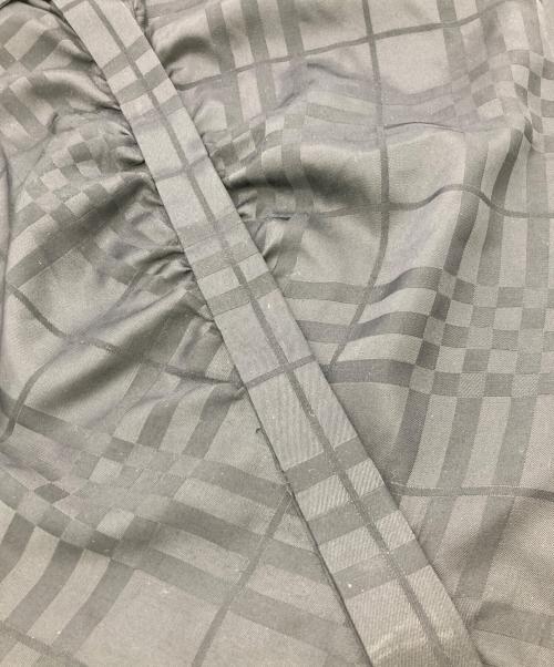 BURBERRY LONDON（バーバリーロンドン）BURBERRY LONDON (バーバリーロンドン) ギャザーシャツ ブラック サイズ:15の古着・服飾アイテム