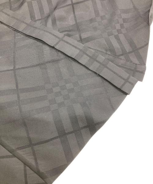BURBERRY LONDON（バーバリーロンドン）BURBERRY LONDON (バーバリーロンドン) ギャザーシャツ ブラック サイズ:15の古着・服飾アイテム
