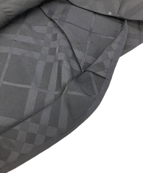BURBERRY LONDON（バーバリーロンドン）BURBERRY LONDON (バーバリーロンドン) ギャザーシャツ ブラック サイズ:15の古着・服飾アイテム